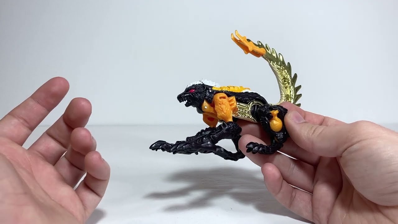 Transformers: Beast Wars Transmetal 2 STINKBOMB Review