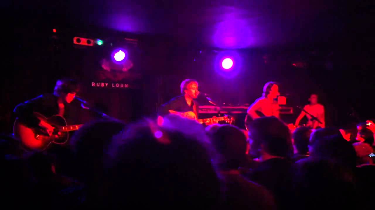 The Coral acoustic @ Ruby Lounge - Walking in The Winter
