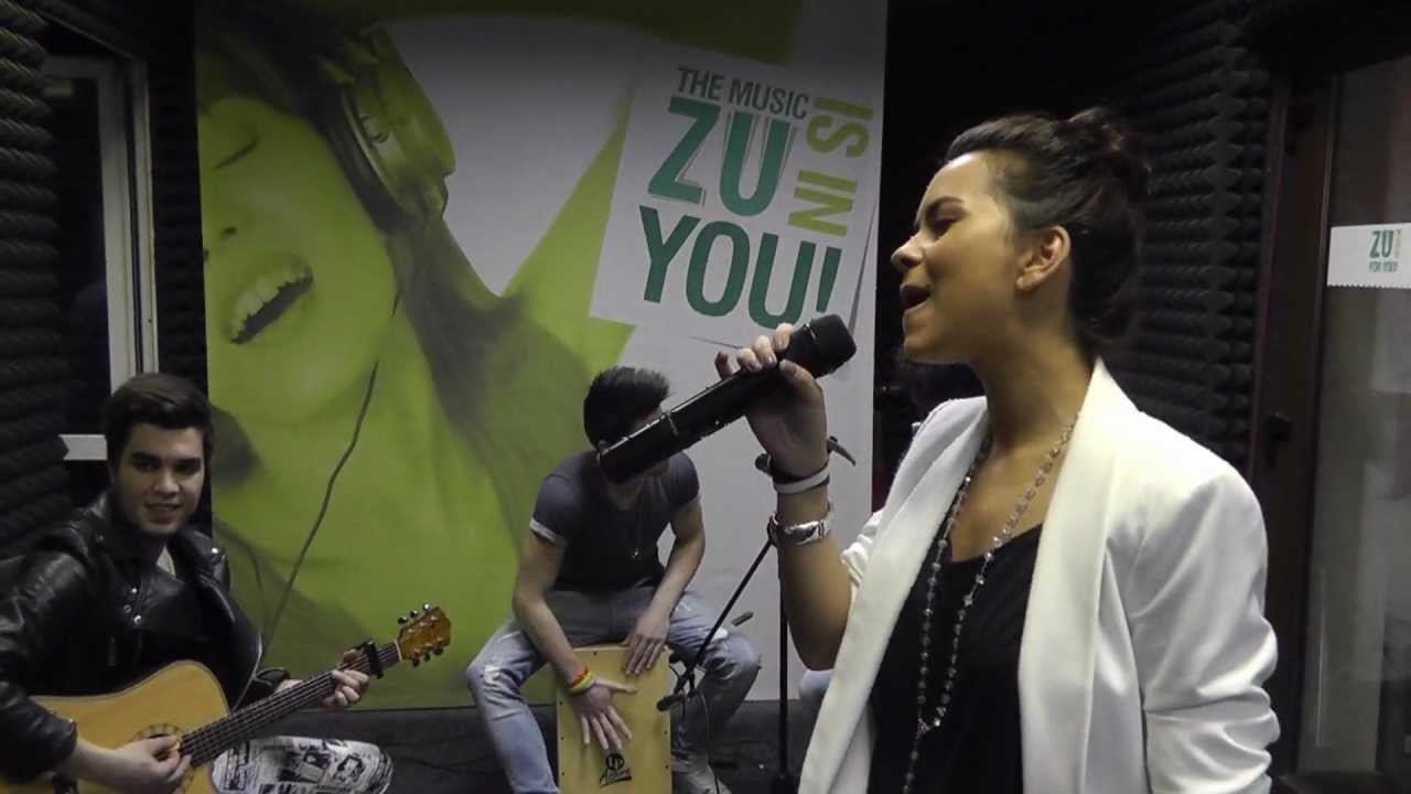 Inna - More Than Friends (Live la Radio ZU)
