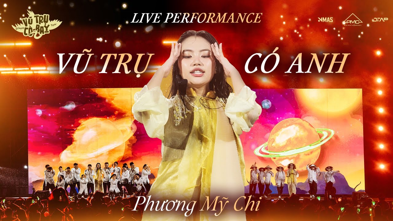 Phương Mỹ Chi - Vũ Trụ Có Anh | Live Performance at School Tour