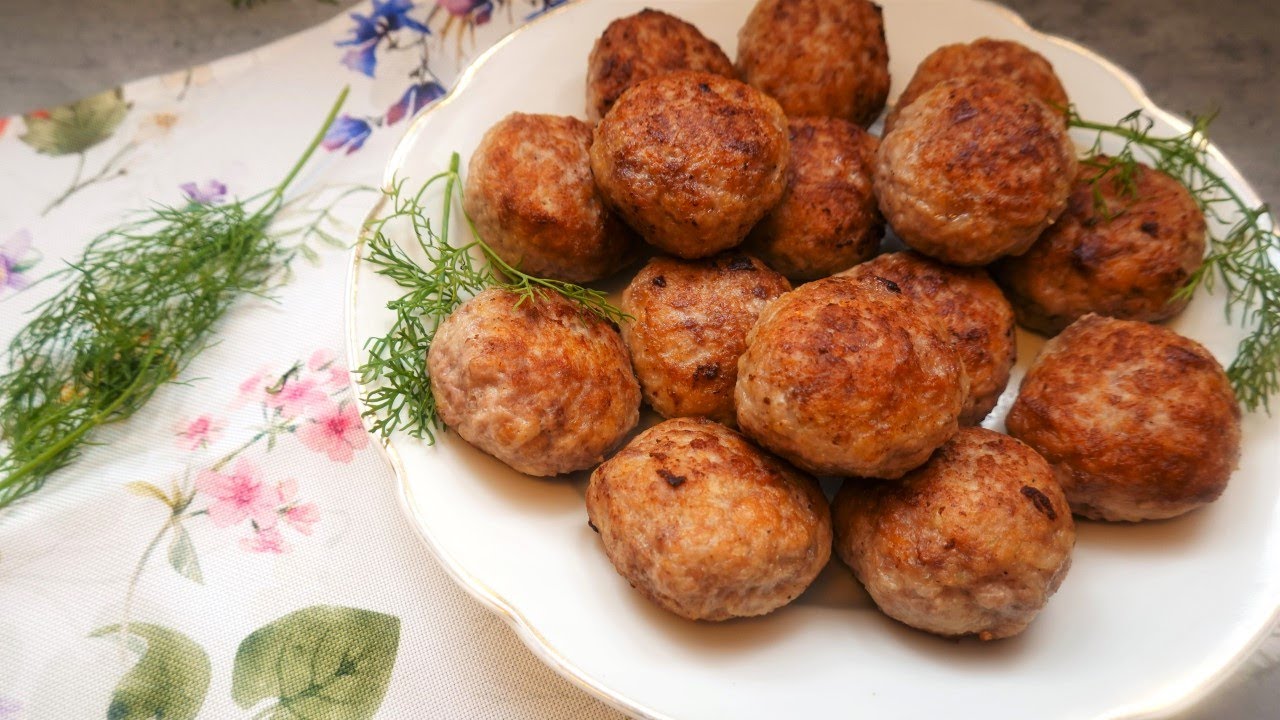 Secrets of Juicy Meatballs / My Mom's Meatballs Recipe / Cook at home