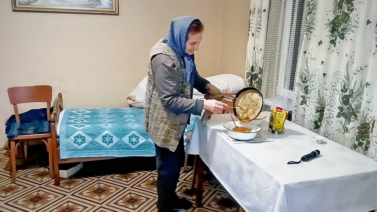 Carpathian Mountains Village Life | A Simple Day with Traditional Cooking.
