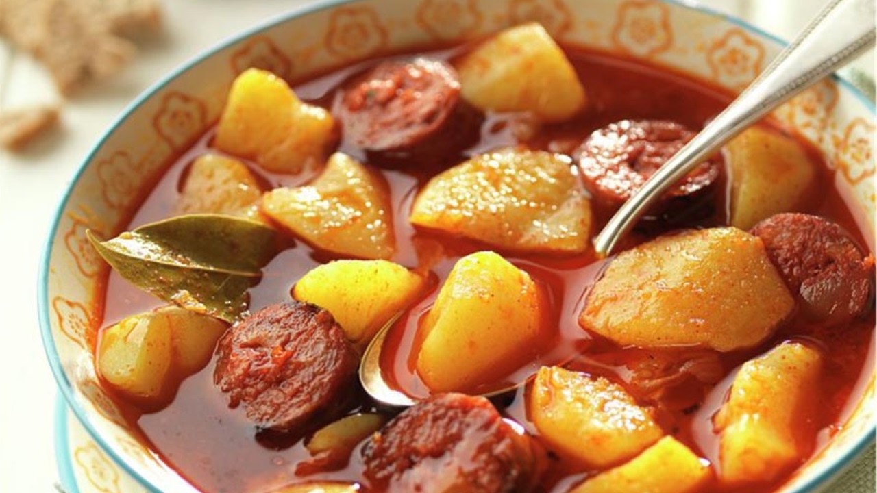 Patatas con chorizo a la Riojana PASO A PASO FACIL | Economico