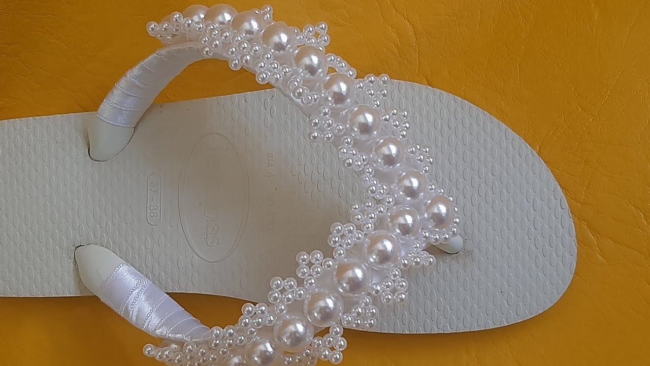 havaiana bordada com pérolas ano novo