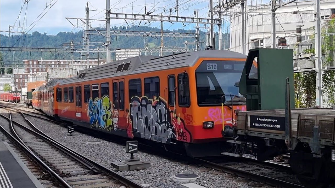 SZU Re 456 mit Be 520 abfahrt in Giesshübel