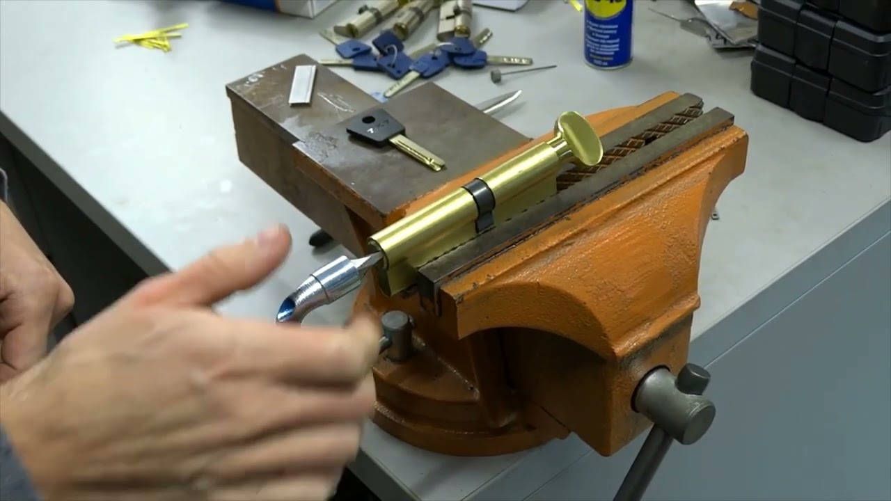 Новый Свёрт MUL-T-LOCK 7+7 (Израиль) Integrator - medvejatnik.kiev.ua