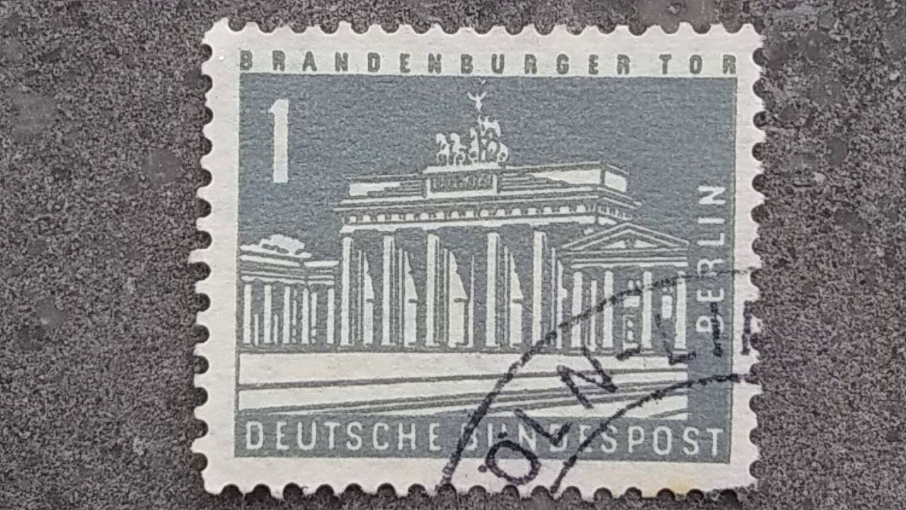 BRANDENBURGER TOR BERLIN DEUTSCHE BUNDESPOS