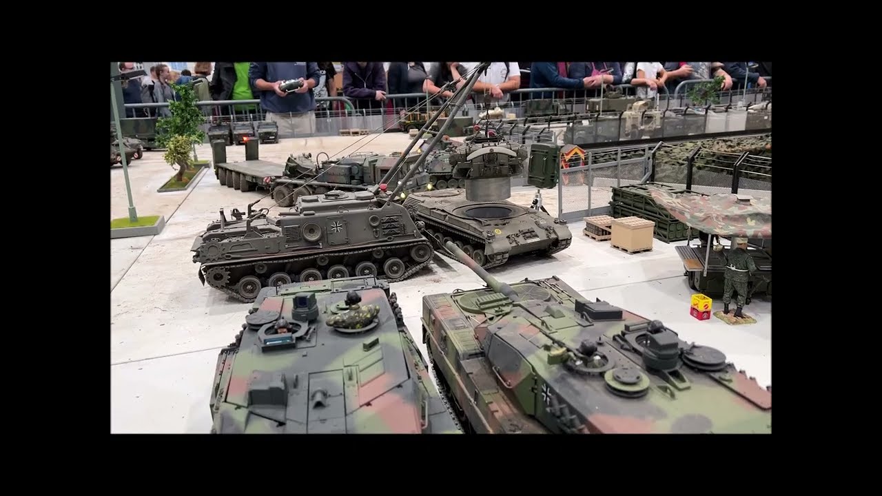 Scale 1/16 Gepard + M88 RC Action at Hobbymesse Leipzig 2025 #bundeswehr #gepard #m88 #rctank