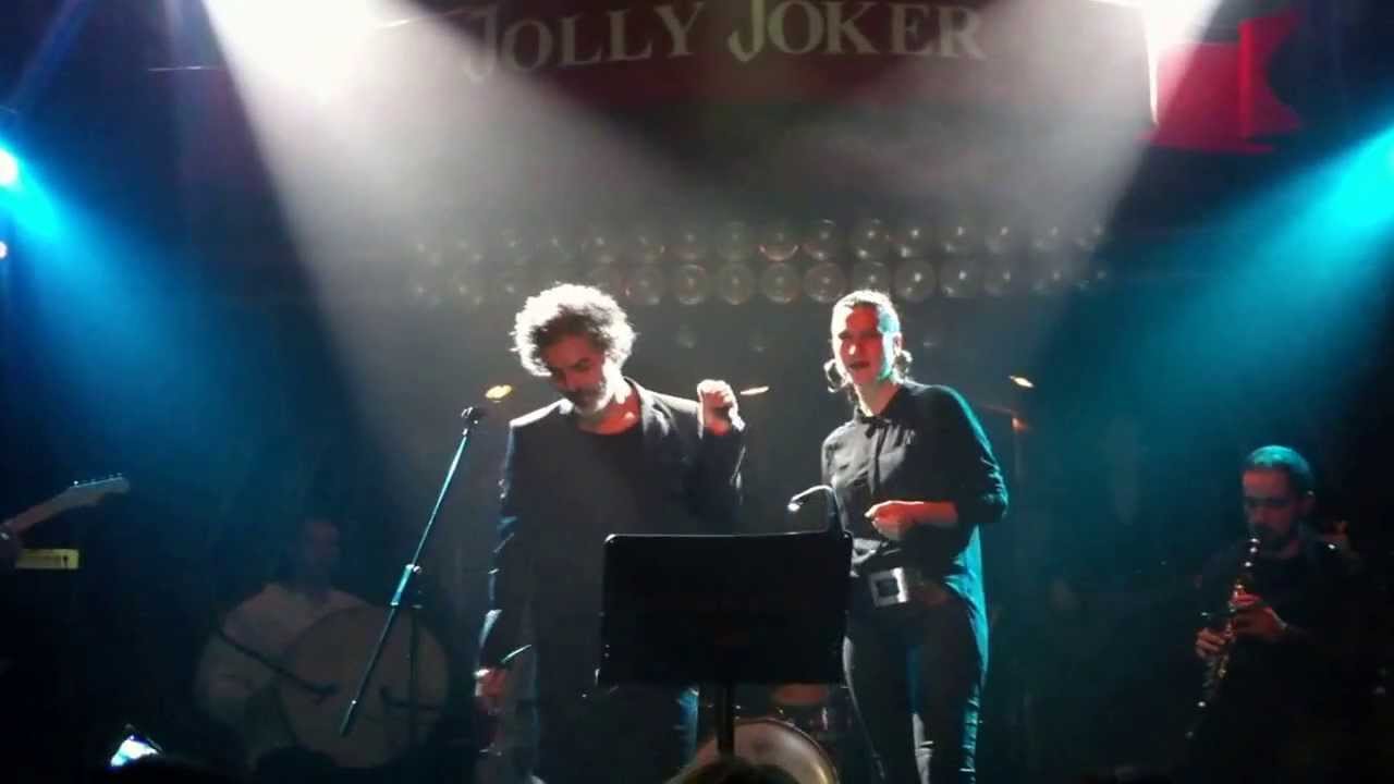 Mehmet Akbaş & Şevval Sam'dan canlı performans elgajiye