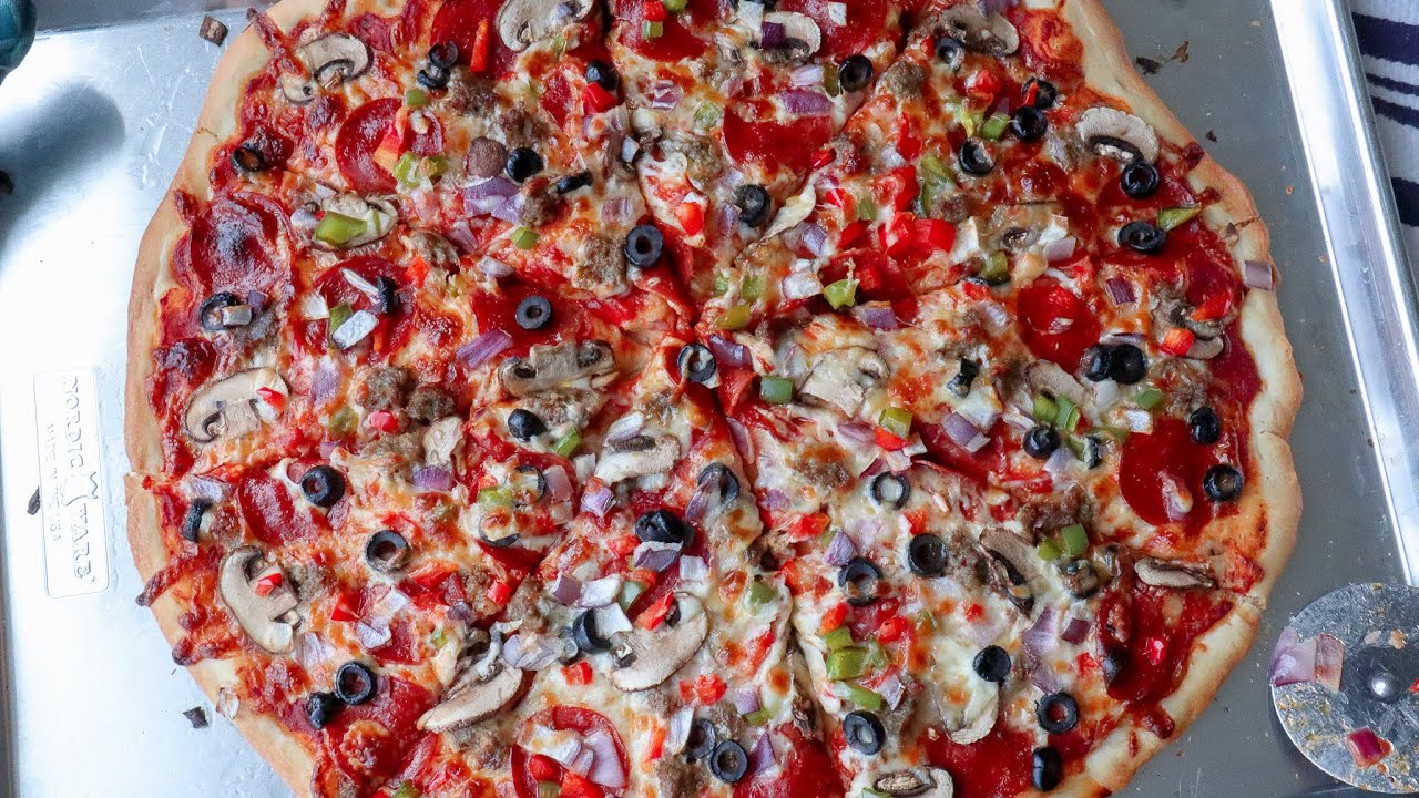 La famosa pizza suprema hecha en casa