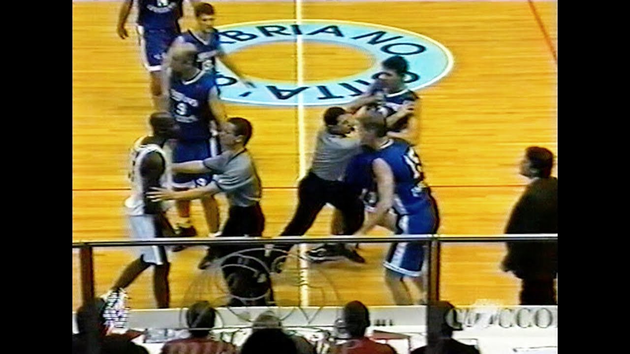 A2 1999/'00 Leverets Fabriano Basket - Basket Livorno 76-67