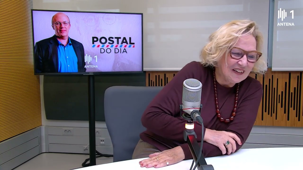 Amélia ganhou o Euromilhões e gastou uma fortuna no seu próprio caixão | Postal do Dia | Antena 1