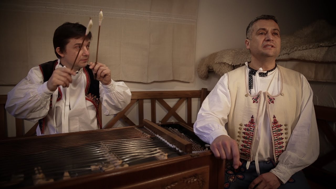 Martin Prachař & Petr Pavlinec - V&aacute;noce, V&aacute;noce, skoro-li budete