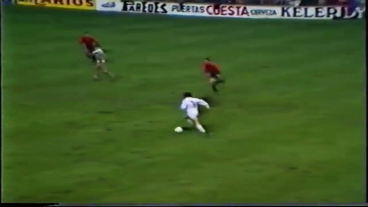 21/2/1982 C.A. Osasuna- Real Madrid (3-2) Liga