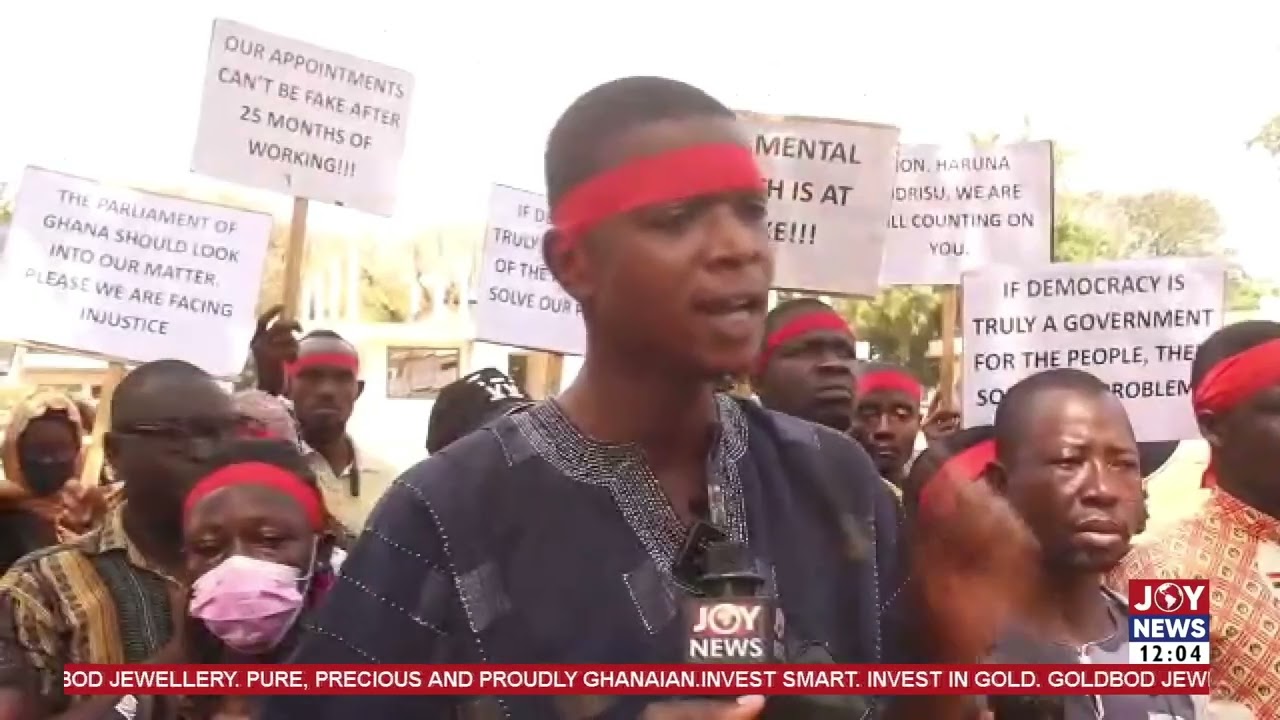 250 teachers in Northern Region challenge claims their appointments are fake. #JoyNews