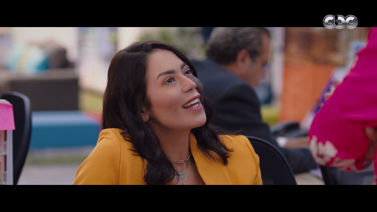 مسلسل زي القمر| هي قمر دي عمرها حبت ولا اتحبت دي تلاقيها هاتموت من الفرحة