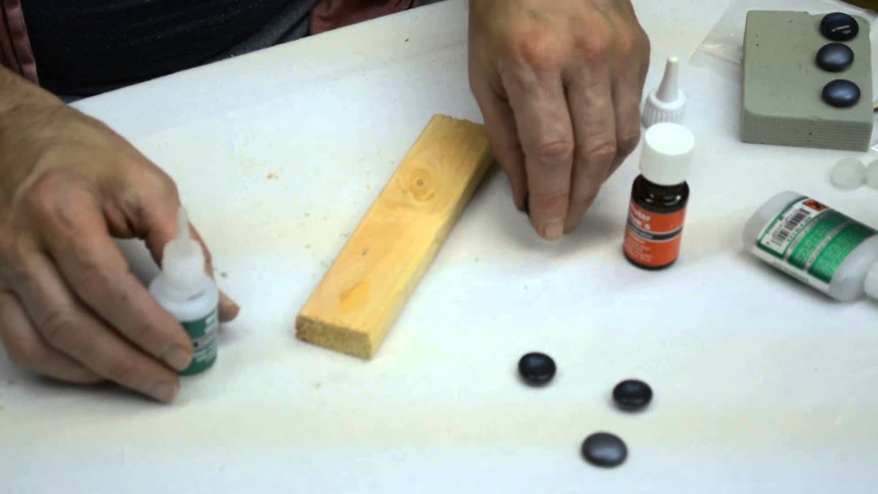 Glue Glass To Wood (misterglue.com)
