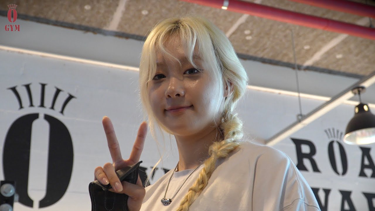 나랑 아바타소개팅 할 사람?