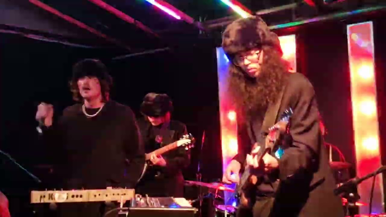 MONKS (100 Percent) Kazimier liverpool 25/2/23 by peter kevan.