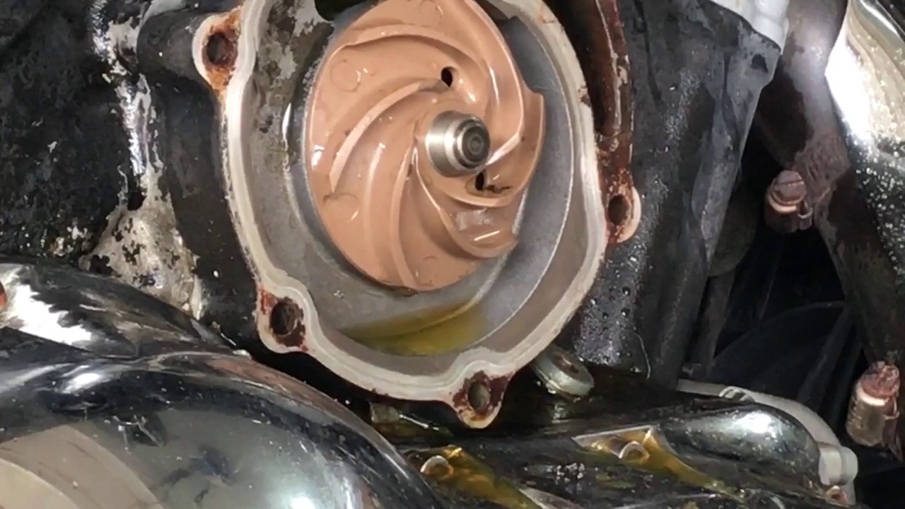 Removing a water pump from a 04 Vrod