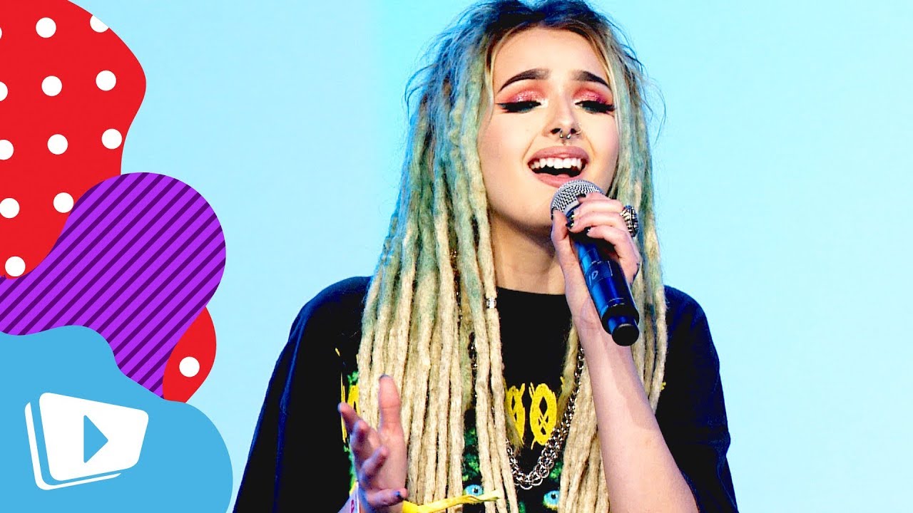 Zhavia performs 