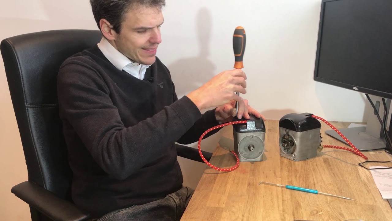 Lister D and compressor winter project finally got sparks on the lucas RS1 Magnetos