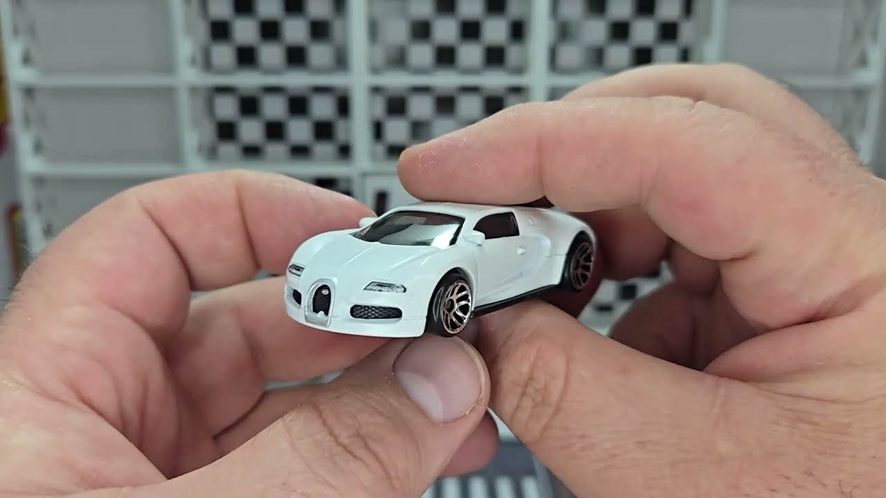 Unboxing: 2025 Hotwheels Silver Series - Fast And Furious - Racing Course