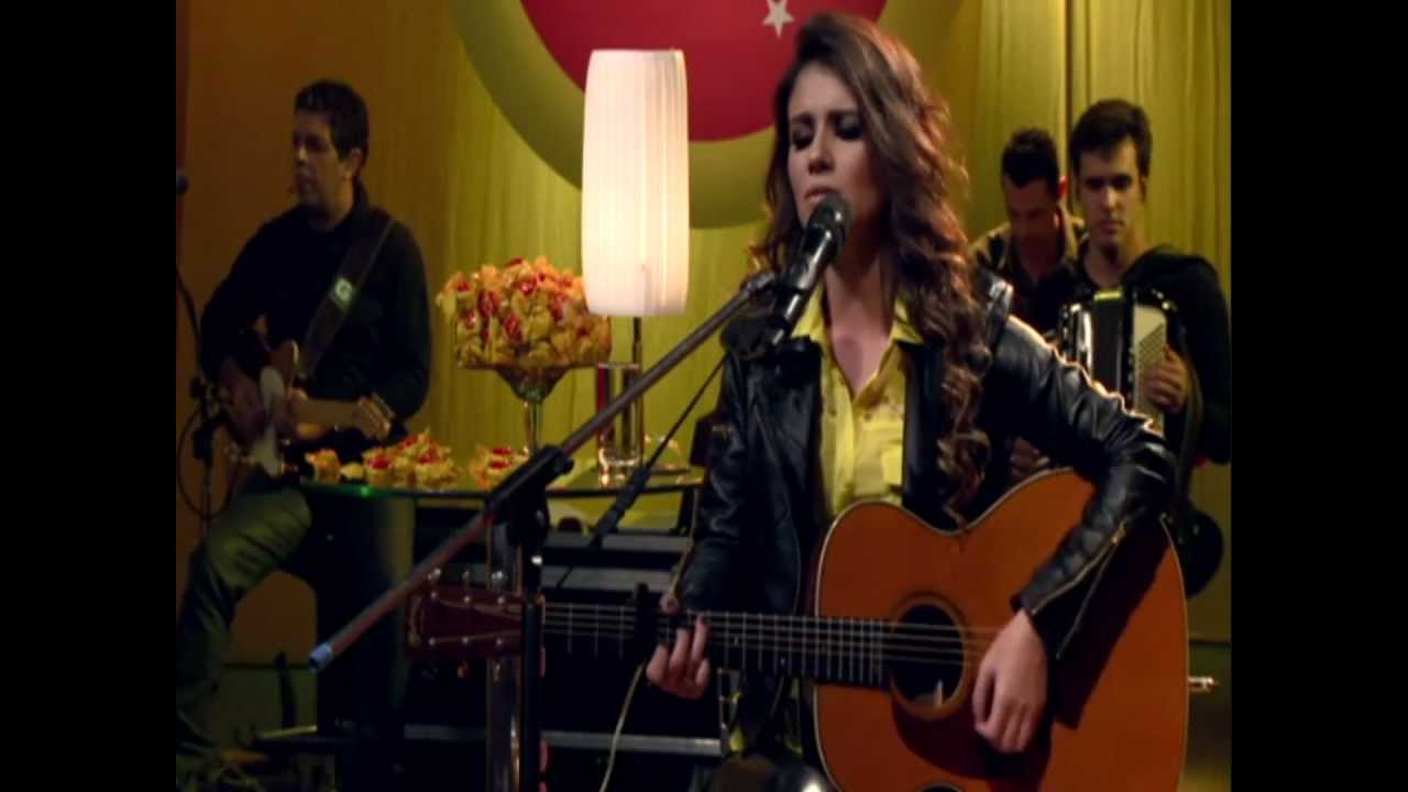 Paula Fernandes - Cuidar Mais de Mim - Serenata de Amor - HD