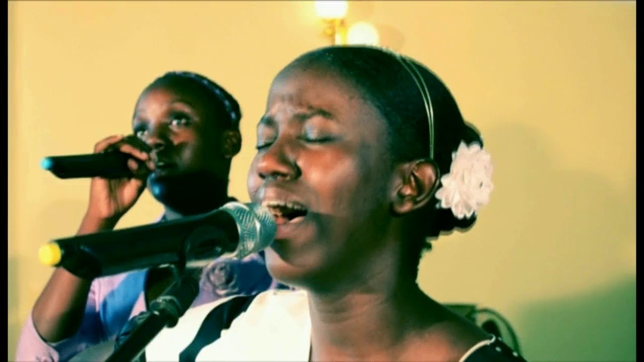 Détourne mon regard Hatthie Kashoba