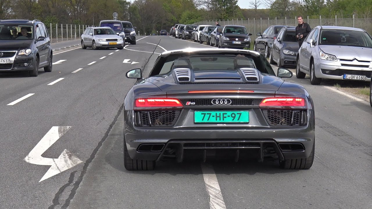 Audi R8 V10 Plus Spyder Brutal Accelerations!