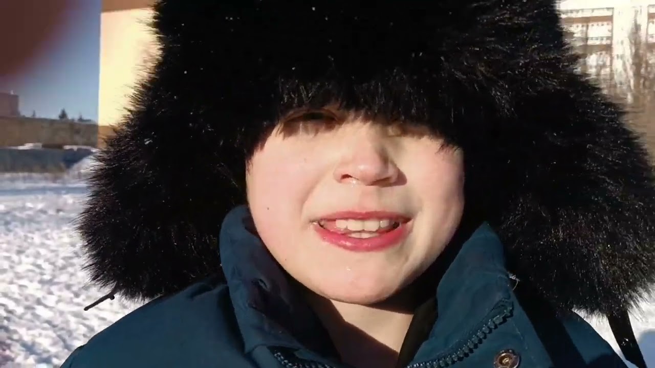 на нас напал маньяк
