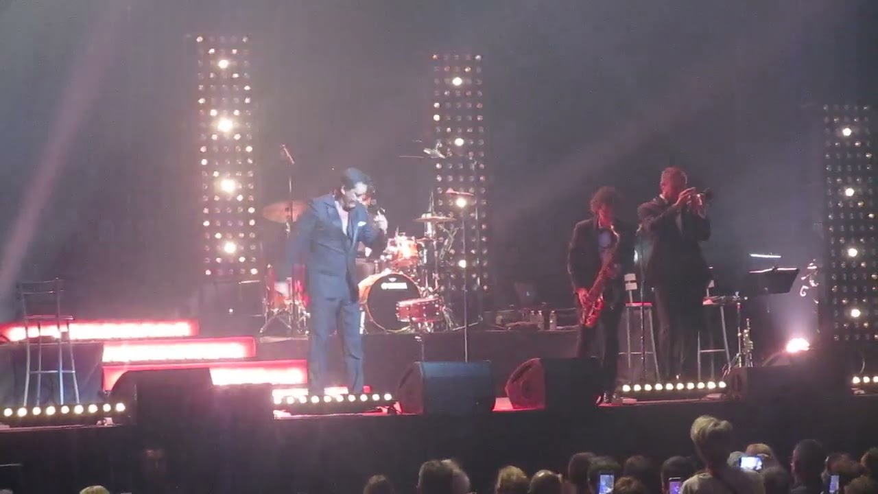 Dany Brillant Suzette    Best of tour  Orleans Zenith 10 Octobre  2025