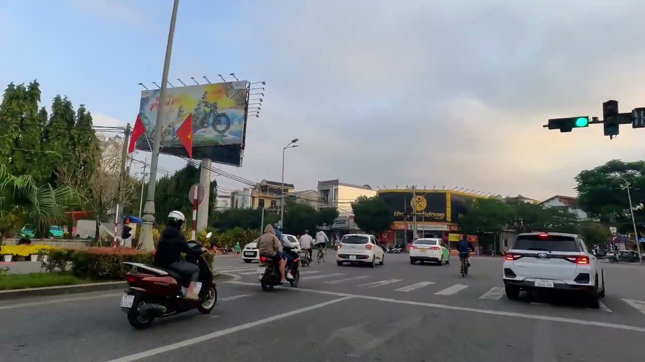 HUẾ MỚI NHẤT SÁNG NAY 10/2 | CHỢ HOA XUÂN THUẬN HOÁ ĐƯỜNG LÊ QUÝ ĐÔN