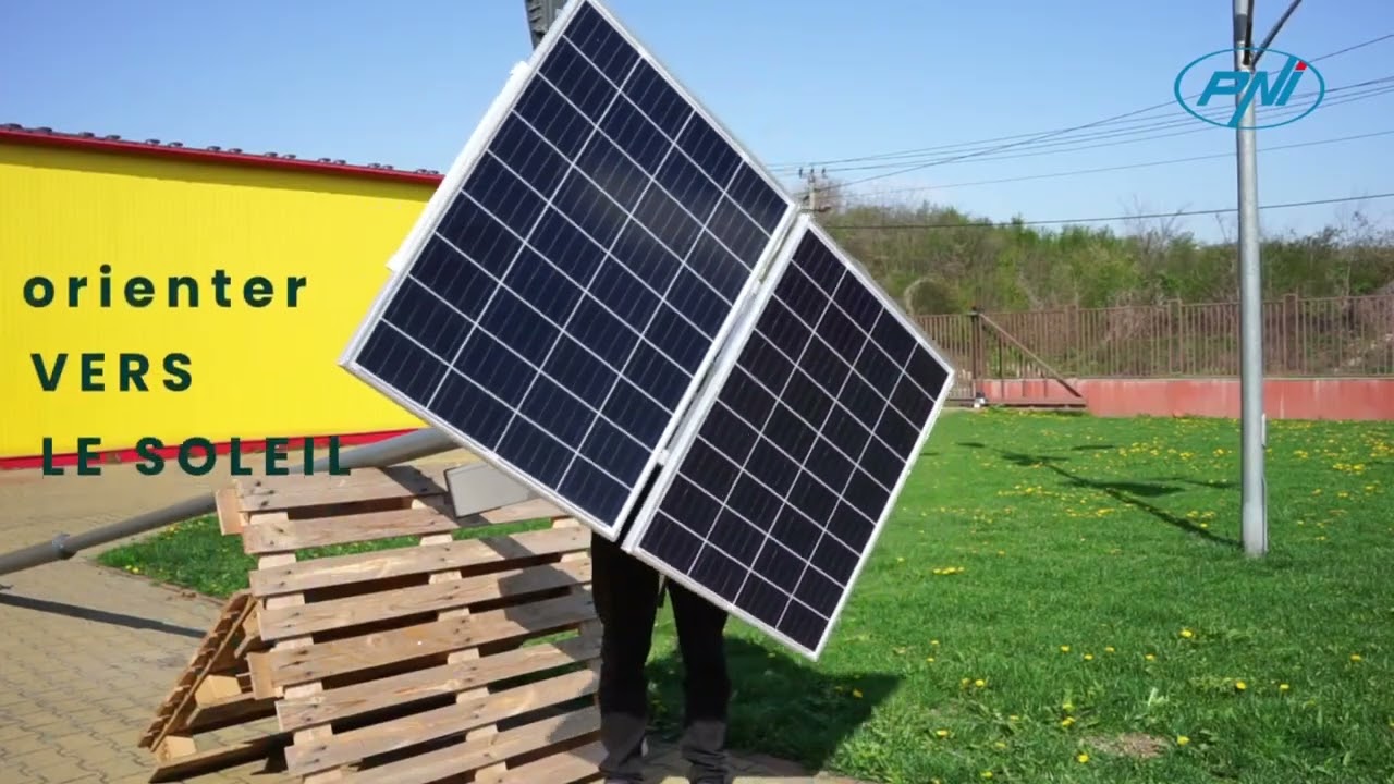 Poteau d'éclairage public PNI SL802 avec deux panneaux photovoltaïques 2 x 80W FR