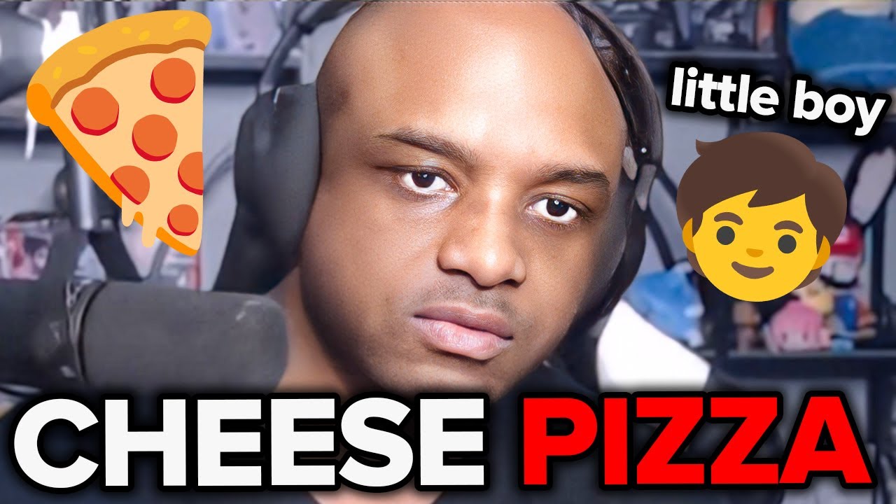 Стример случайно показал свою коллекцию...