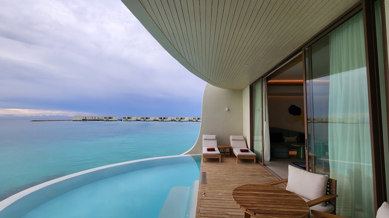 Centara Grand Lagoon Maldives, Resort room tour review @AllHotelReview
