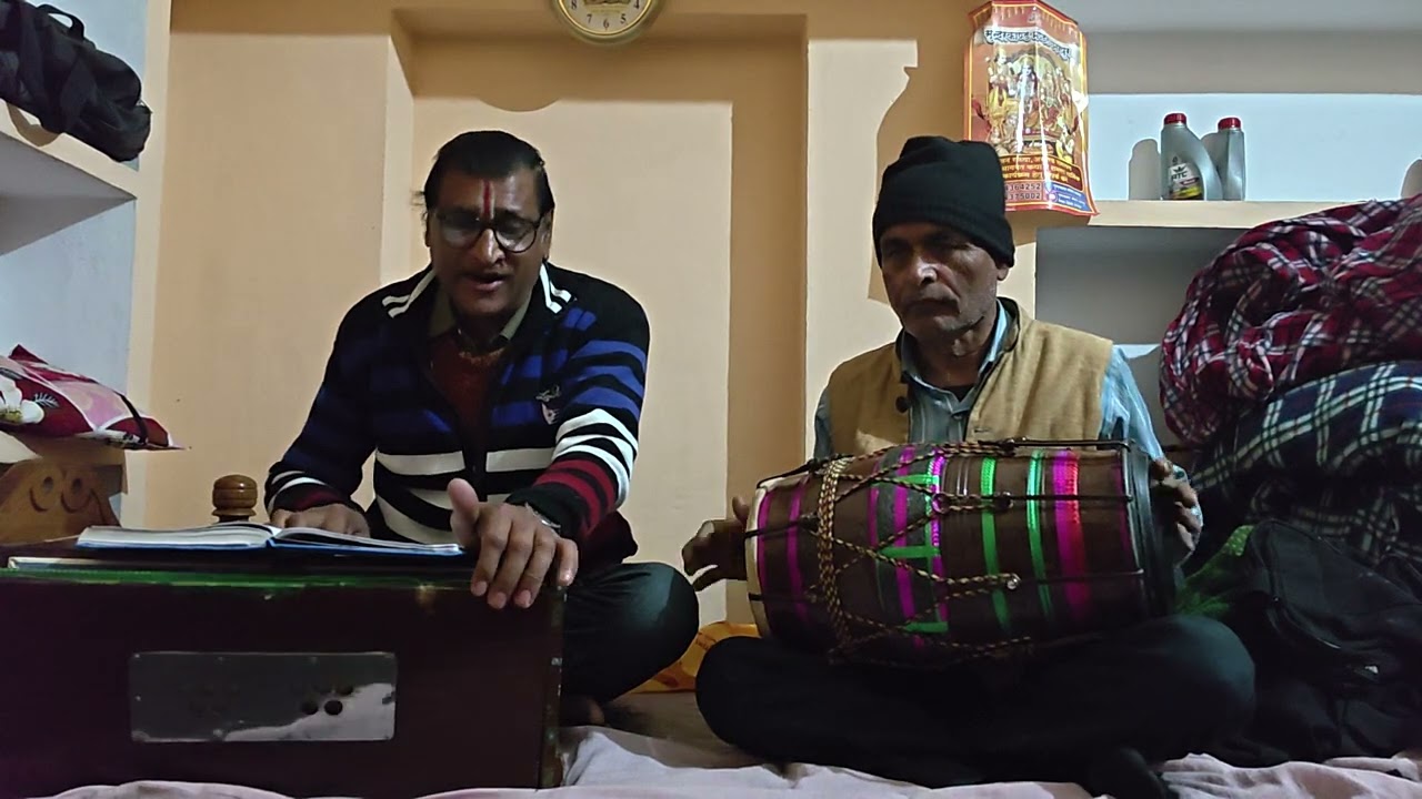 हरिप्रसाद विश्वकर्मा छतरपुर बुंदेली आप लोग सुने बागेश्वर धाम के महिमा संतोष अवस्थी कीआवाज में
