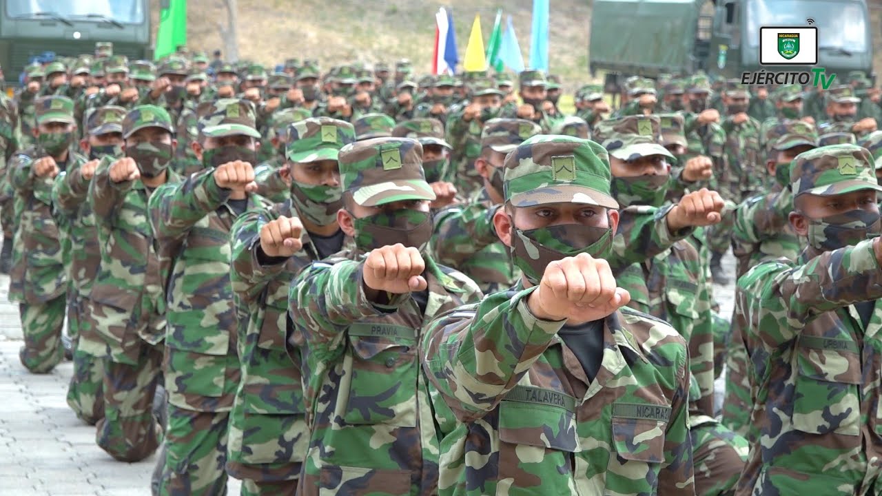 Graduación de cursos de la Escuela Nacional de Adiestramiento Básico de Infantería