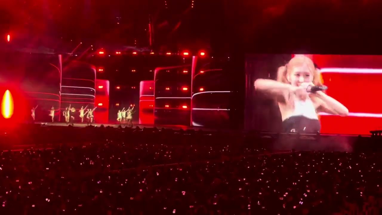 Shutdown + Typa Girl #blackpink #bornpinktour #thailand #encore