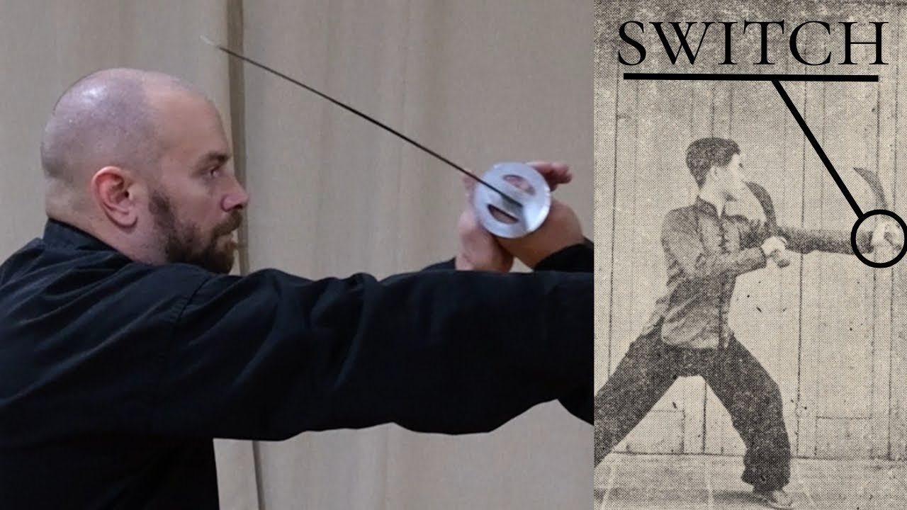 Switching the Sabers (Art of Chinese Saber: Double Sabers) 六合雙刀