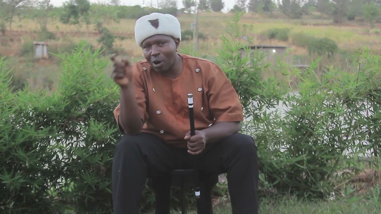 MWANAKE URIA MUNYINYI NO ARAACIRIE MUKA MBERE YA MURU WA NYINA URIA MUKURU
