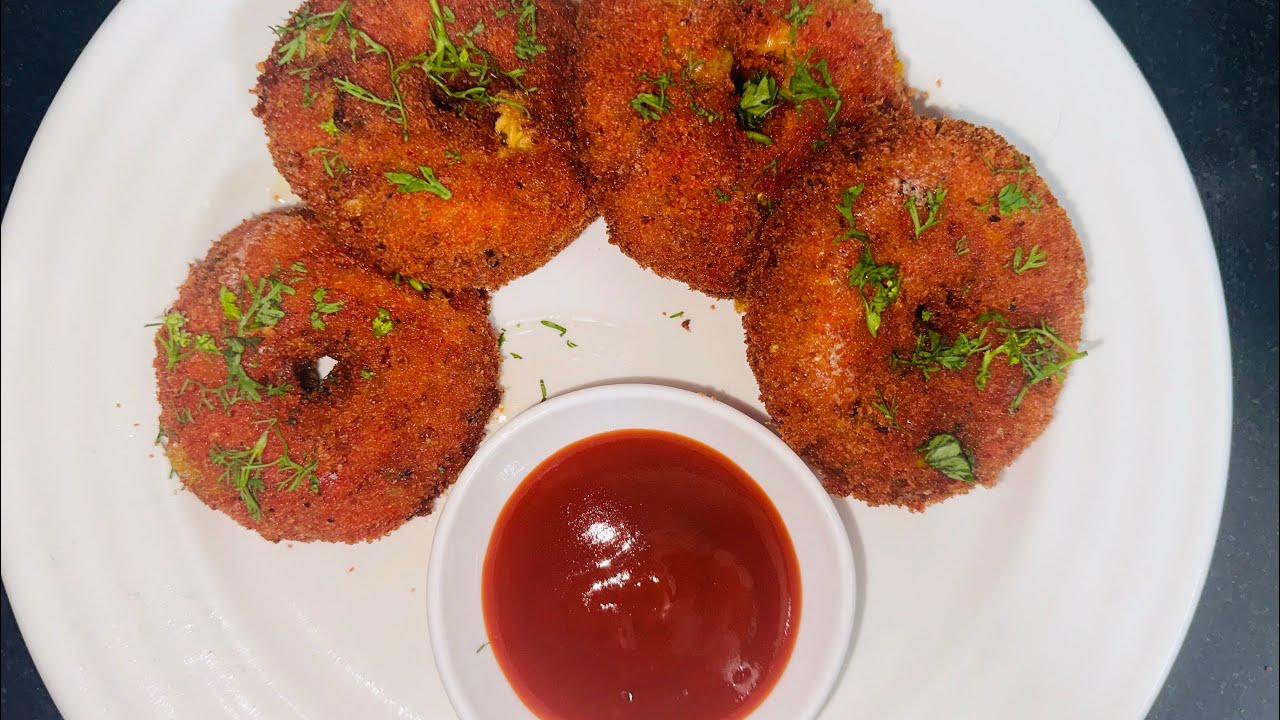 इफ्तार स्पेशल Episode 1: Chicken Cheese Donuts |  क्रिस्पी चिकन डोनट्स घर पर #IftarSpecial