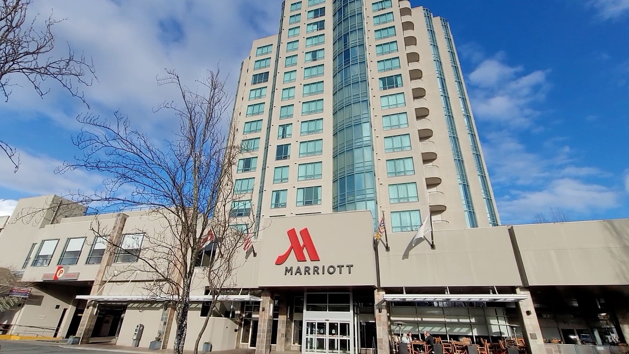 Vancouver Airport Marriott Hotel // Vancouver, BC, Canada