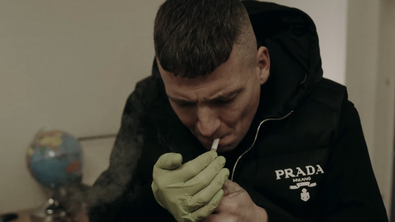 LX feat. GZUZ & Sa4 - Auf der Treppe (prod. Maggaz)