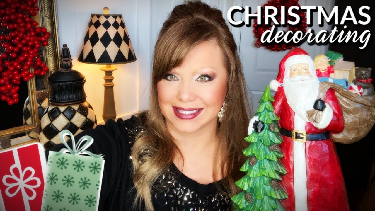 CHRISTMAS DECORATING | FOYER AND FAMILY ROOM HALLWAY!