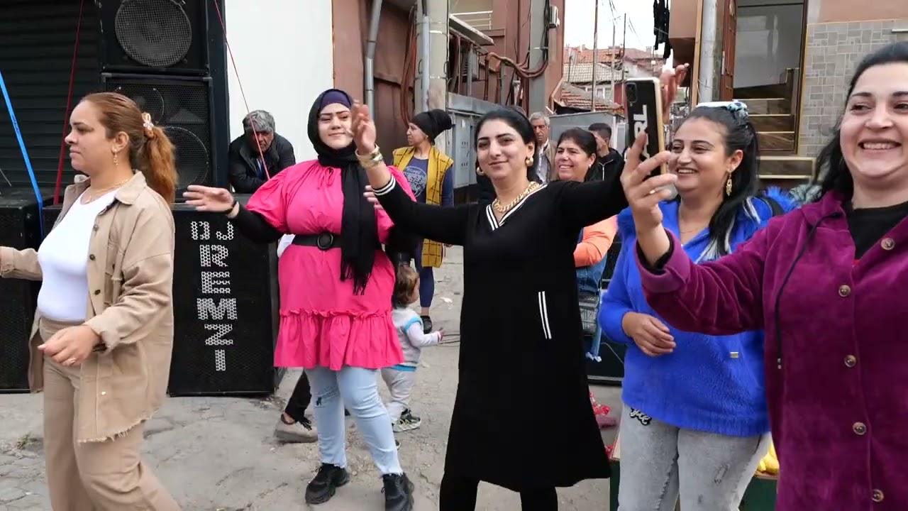 fatma Prenses'in dogumhaneden cikisi Full