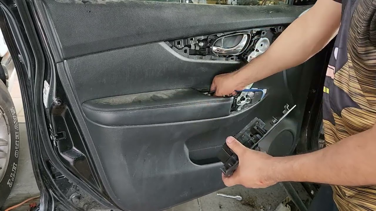 2015 Nissan Rogue How to Remove Door panel