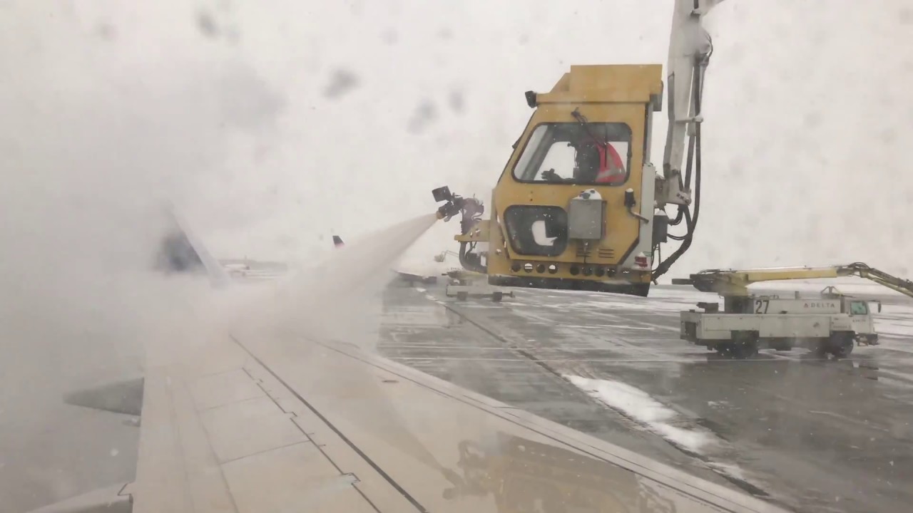 Fighting A Utah Blizzard!!