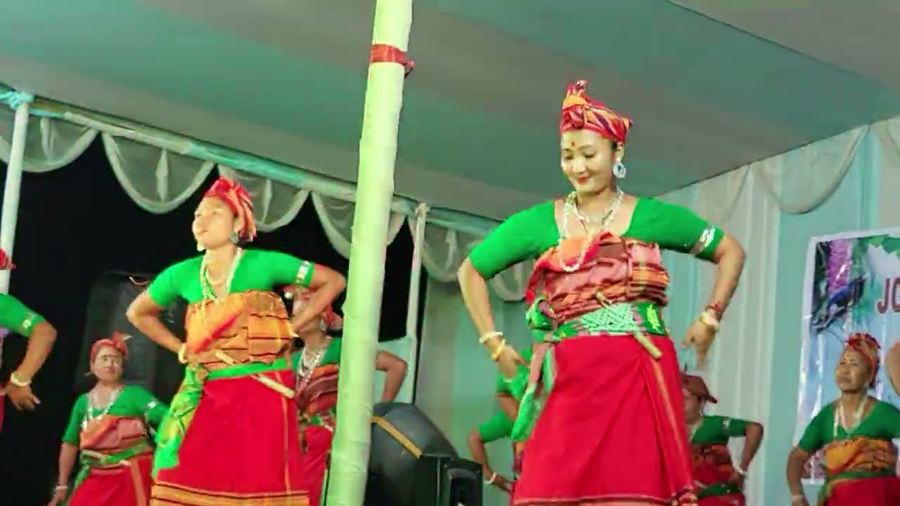 Bohurongi Nritya by Jonglapara Bahurongi Dal #traditionaldance