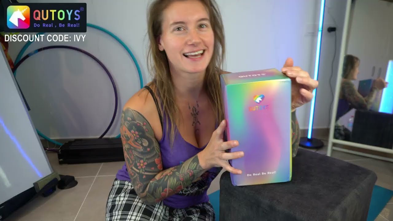 VLOG: reviewing QUTOYS' giant behemoth dildo 😮 // ENGLISH
